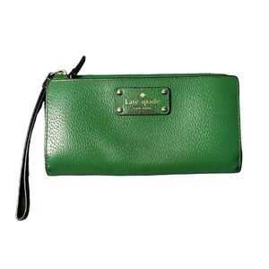 Kate Spade Zip Around Clutch Wallet Leather